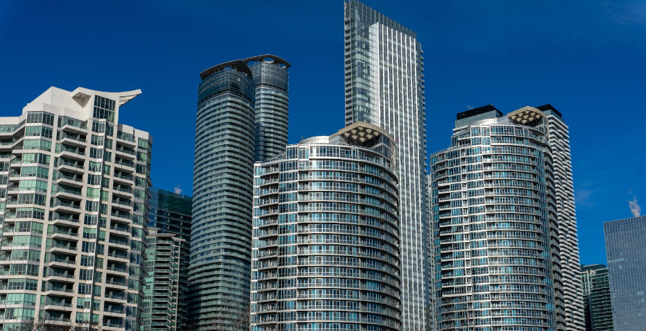 buy luxury property in Dubai